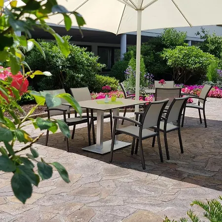 Rechtmurg 27 Hotel *