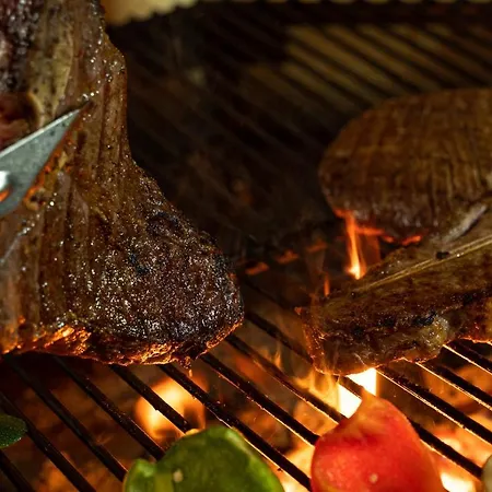 Hotel Rechtmurg 27 *