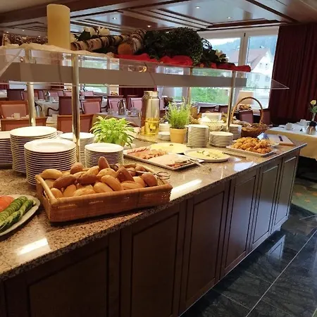 Hotel Rechtmurg 27 *